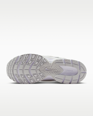 W+NIKE+V5+RNR.png